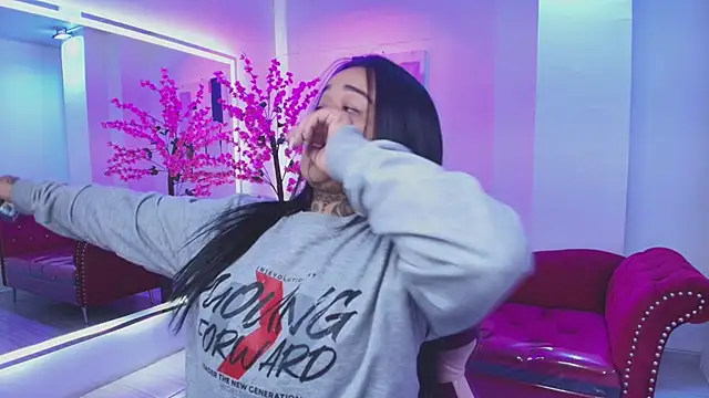 Snapshot of Black_roseee chatting on February 4, 2026, 3:34 am Black roseee online show from February 4, 2026, 3:34 am