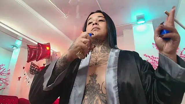 Snapshot of Black_roseee chatting on February 15, 2026, 8:02 am Black roseee online show from February 15, 2026, 8:02 am