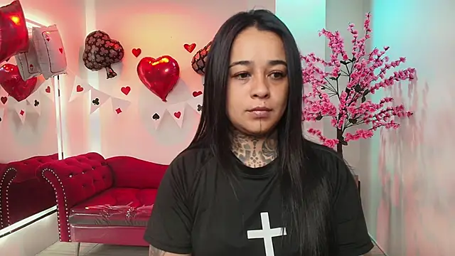 Snapshot of Black_roseee chatting on February 15, 2026, 3:29 am Black roseee online show from February 15, 2026, 3:29 am