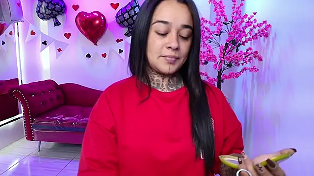 Snapshot of Black_roseee chatting on February 21, 2026, 3:41 am Black roseee online show from February 21, 2026, 3:41 am