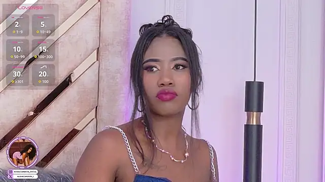 Rossie-Cameron online show from November 26, 2025, 3:45 pm