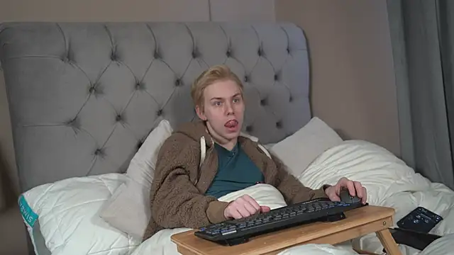 Snapshot of scottishtwink01 chatting on March 4, 2026, 3:09 pm scottishtwink01 online show from March 4, 2026, 3:09 pm