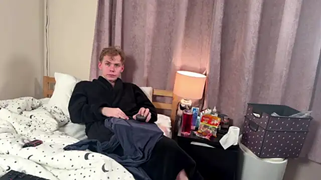 scottishtwink01 online show from November 5, 2025, 11:52 pm