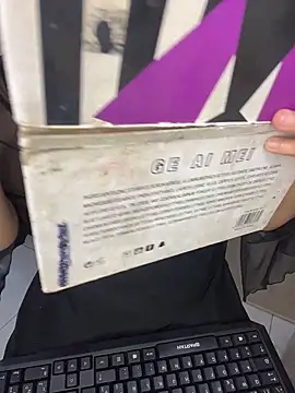 Snapshot of rhizanthella_ chatting on March 2, 2026, 7:43 pm rhizanthella online show from March 2, 2026, 7:43 pm