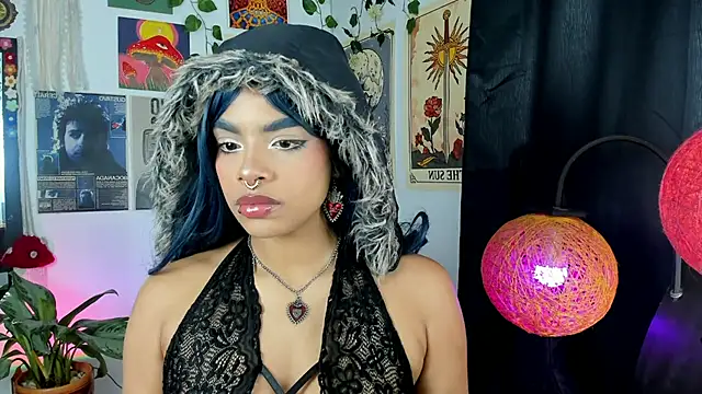 Raven luv online show from December 5, 2025, 12:10 am