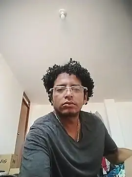 Snapshot of ThiagoFernandezChancay25 chatting on February 28, 2026, 1:55 pm ThiagoFernandezChancay25 online show from February 28, 2026, 1:55 pm