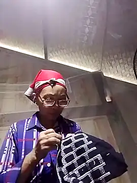 -Xuka-200 online show from September 26, 2025, 12:50 am