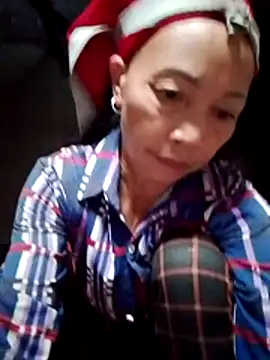 -Xuka-200 online show from November 9, 2025, 1:20 am