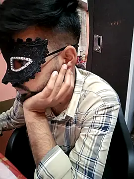 soniriyaa010101 online show from February 7, 2026, 11:18 am