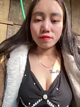 Snapshot of chipp-bong chatting on January 11, 2026, 2:18 am chipp-bong online show from January 11, 2026, 2:18 am