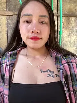 Snapshot of chipp-bong chatting on December 22, 2025, 3:39 am chipp-bong online show from December 22, 2025, 3:39 am