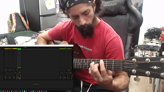 Snapshot of Stringin69 chatting on June 11, 2026, 1:30 pm Stringin69 online show from June 11, 2026, 1:30 pm