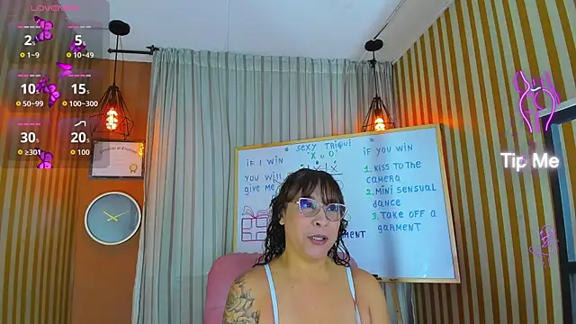 Snapshot of Jenni_Zeller chatting on September 23, 2025, 11:28 am Jenni Zeller online show from September 23, 2025, 11:28 am
