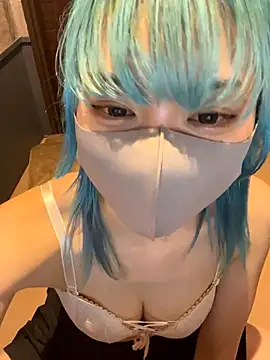 Snapshot of naginagisan chatting on January 7, 2026, 12:10 pm naginagisan online show from January 7, 2026, 12:10 pm