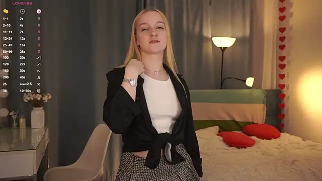 KrishnaSimmons online show from October 10, 2025, 7:15 pm