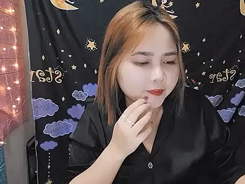 Nhan7868 online show from October 16, 2025, 1:52 pm