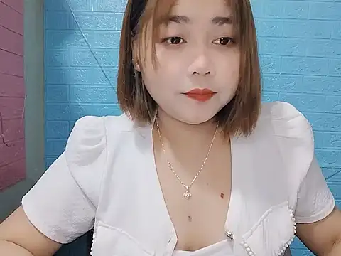 Nhan7868 online show from September 18, 2025, 1:36 pm