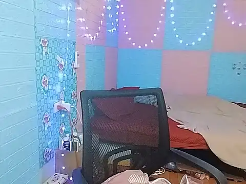 Nhan7868 online show from October 25, 2025, 5:02 pm