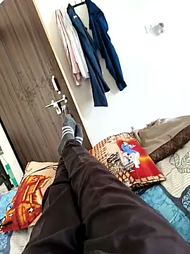 Chanderi19 online show from December 2, 2025, 6:15 am