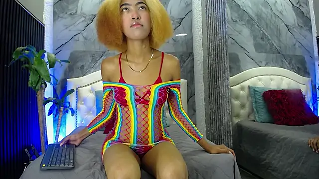 Alisha Ebonyy online show from November 19, 2025, 11:32 am