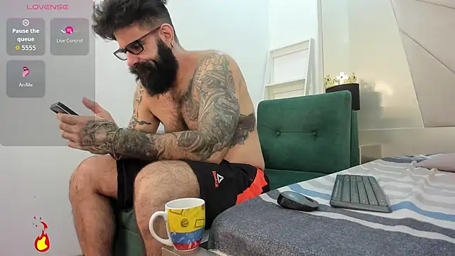 Snapshot of Harald_Smed chatting on December 1, 2025, 1:23 pm Harald Smed online show from December 1, 2025, 1:23 pm