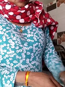 Hot-Pooja25 online show from February 9, 2026, 2:20 am