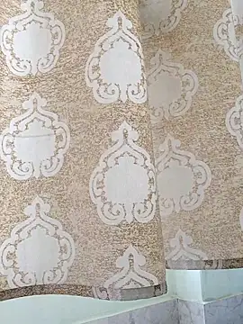 Hot-Pooja25 online show from April 9, 2026, 6:19 am