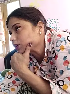 Snapshot of Hot-Pooja25 chatting on April 22, 2026, 3:24 am Hot-Pooja25 online show from April 22, 2026, 3:24 am
