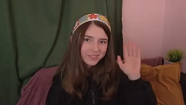 Snapshot of KeikoWideman chatting on September 26, 2025, 8:38 pm KeikoWideman online show from September 26, 2025, 8:38 pm