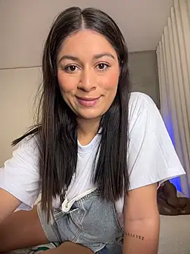 Snapshot of NatySpiice1 chatting on October 3, 2025, 10:33 pm NatySpiice1 online show from October 3, 2025, 10:33 pm