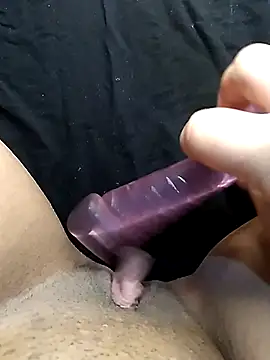 Snapshot of sarinha283 chatting on September 10, 2025, 3:27 am sarinha283 online show from September 10, 2025, 3:27 am