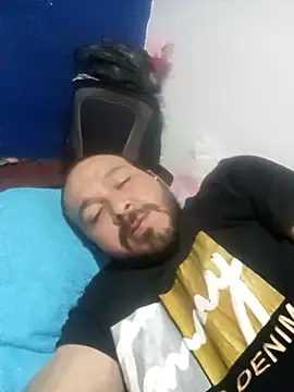 Snapshot of javi-tunene chatting on October 1, 2025, 11:41 pm javi-tunene online show from October 1, 2025, 11:41 pm