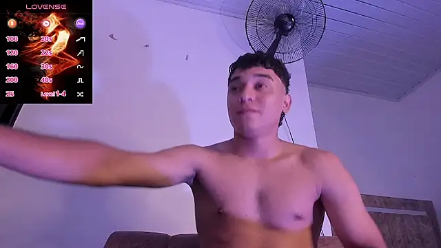 Snapshot of Austin_Cardieff_ chatting on October 14, 2025, 8:53 pm Austin Cardieff online show from October 14, 2025, 8:53 pm