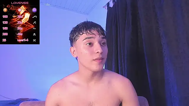 Austin Cardieff  online show from November 8, 2025, 3:43 am