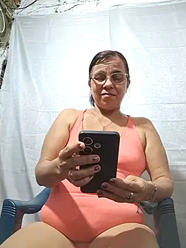 Snapshot of Lucerito-Hot chatting on February 16, 2026, 3:10 pm Lucerito-Hot online show from February 16, 2026, 3:10 pm