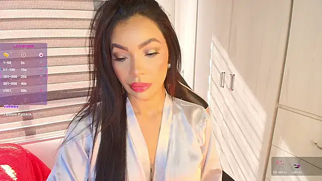 Snapshot of veronikali chatting on October 24, 2025, 1:21 pm veronikali online show from October 24, 2025, 1:21 pm