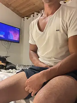 Snapshot of camiloyks chatting on February 7, 2026, 4:53 am camiloyks online show from February 7, 2026, 4:53 am