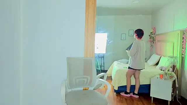 RobinBennett online show from February 1, 2026, 12:25 pm