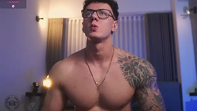 Thomas Falcon online show from October 26, 2025, 12:44 am