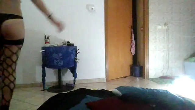 Astrid3 online show from October 25, 2025, 8:20 pm