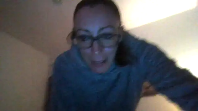 Astrid3 online show from October 30, 2025, 9:22 pm