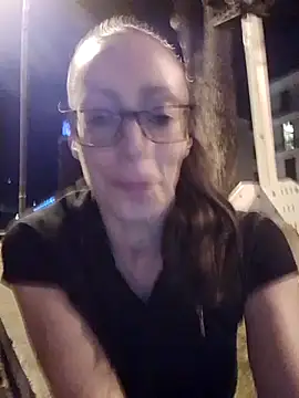 Snapshot of Astrid3 chatting on April 25, 2026, 9:12 pm Astrid3 online show from April 25, 2026, 9:12 pm