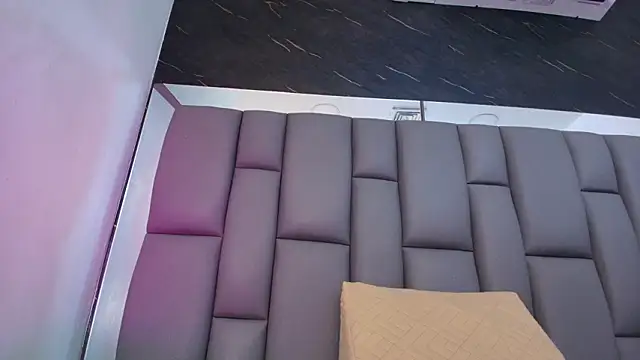 Snapshot of kissme_luna chatting on February 27, 2026, 7:03 pm kissme luna online show from February 27, 2026, 7:03 pm