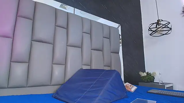 Snapshot of kissme_luna chatting on January 14, 2026, 6:55 pm kissme luna online show from January 14, 2026, 6:55 pm