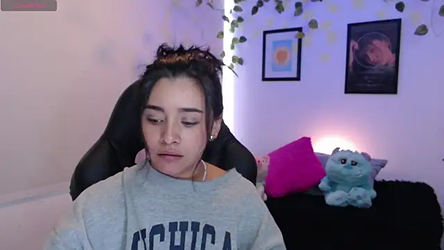 Snapshot of MarilynWhite_ chatting on October 1, 2025, 5:39 pm MarilynWhite online show from October 1, 2025, 5:39 pm