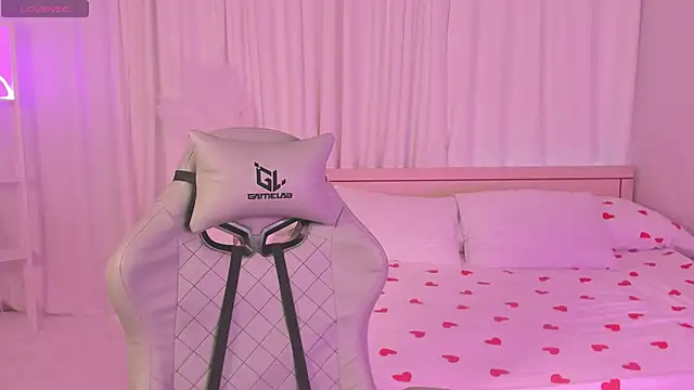 Snapshot of Susan_Mimi chatting on November 30, 2025, 3:29 am Susan Mimi online show from November 30, 2025, 3:29 am