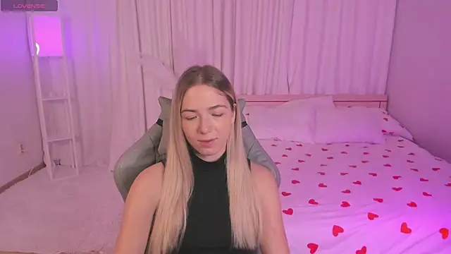 Snapshot of Susan_Mimi chatting on November 11, 2025, 1:55 am Susan Mimi online show from November 11, 2025, 1:55 am