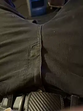 Sillycatfish online show from November 25, 2025, 6:47 am