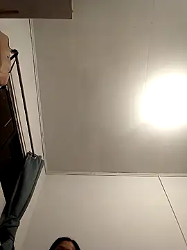 wildJOlly234 online show from April 23, 2026, 1:13 pm