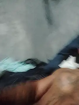 ElRompeponchi online show from November 17, 2025, 8:29 am